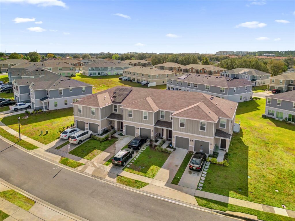 1623 Mirabella Cir, Davenport, FL 33897